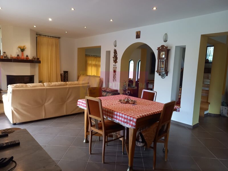 Vila de vanzare in Busteni - Zona Piatra Arsa