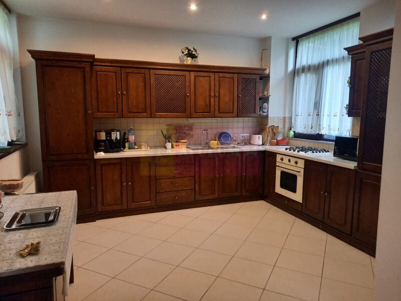 Vila de vanzare in Busteni - Zona Piatra Arsa